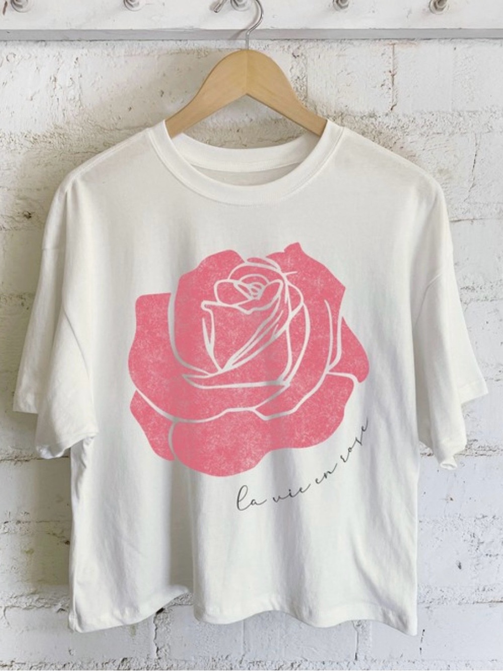 La Vie en Rose Cream with Pink Flower Graphic Tee
